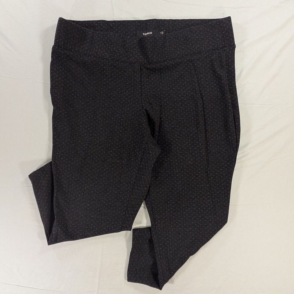 Torrid Cropped Pants Black W/White Polkadot Print Size 2